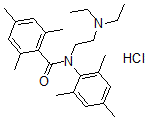 CAS 登录号：39367-89-0， N-(2-二乙基氨基乙基)-2,4,6-三甲基-N-(2,4,6-三甲基苯基)苯甲酰胺盐酸盐