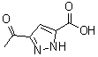 CAS 登录号：949034-45-1， 3-乙酰基-1H-吡唑-5-羧酸