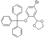 CAS 登录号：206860-51-7, 2-[5-溴-2-(三苯基甲氧基)苯基]-1,3-二氧杂环戊烷