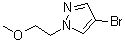 1-(2-甲氧基乙基)-4-溴-1H-吡唑分子结构 (CAS 847818-49-9)